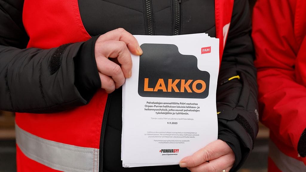 PAM ilmoitti laajoista lakoista helmikuulle
