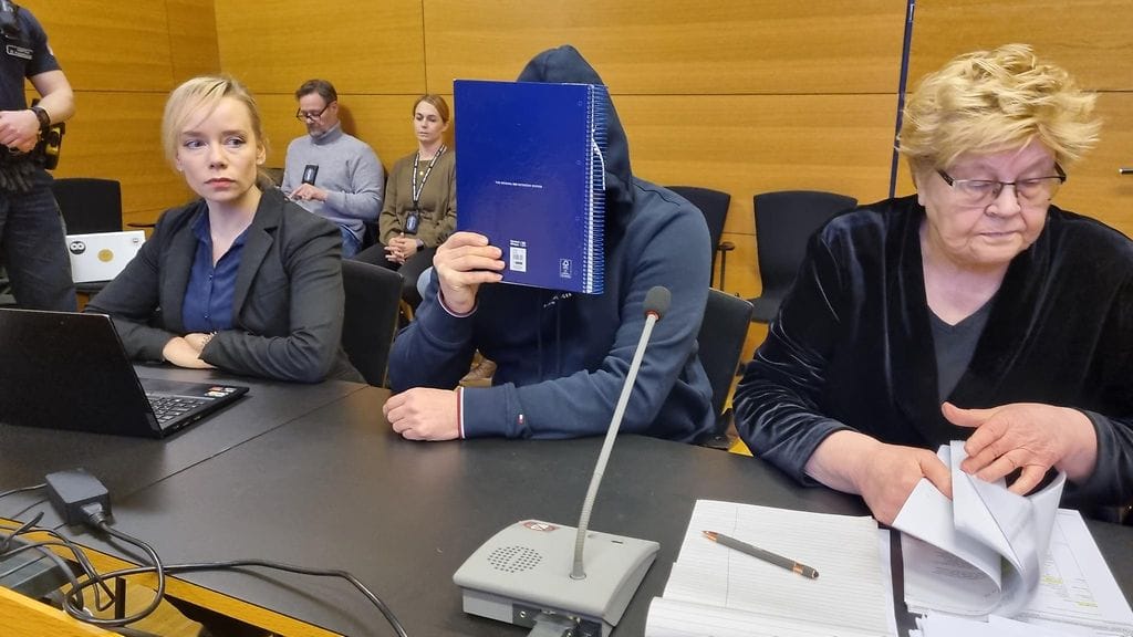 Vaimonsa surmannut psykiatri vaati syyskuussa tuomion kumoamista ja uutta mielentilatutkimusta.