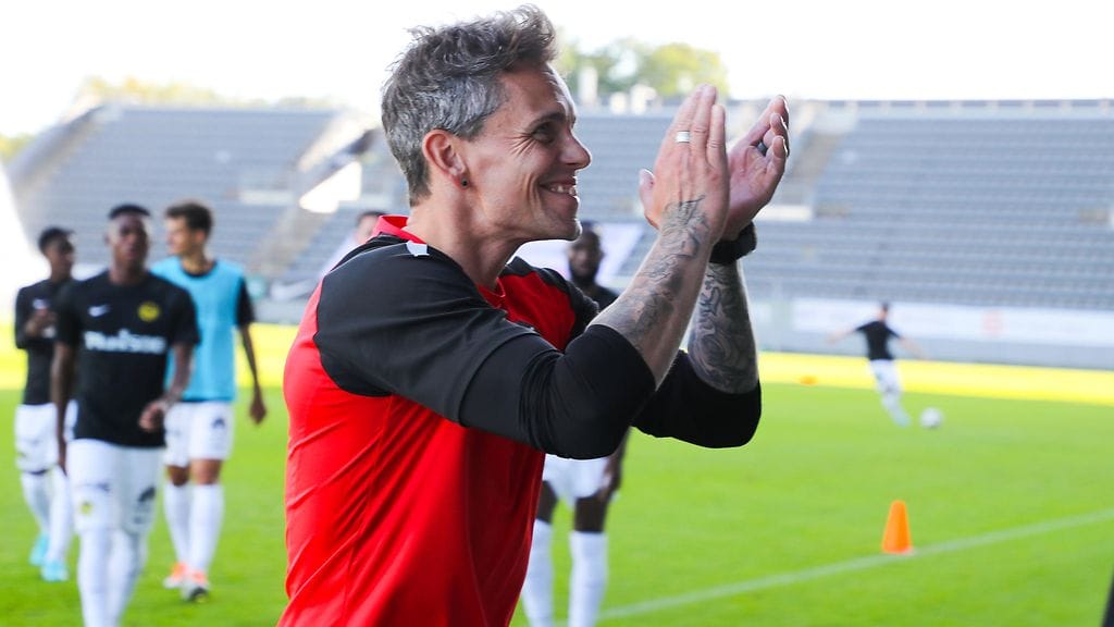 Simo Valakari on valmentanut Suomessa mm. KuPSia vuosina 2021-2022.