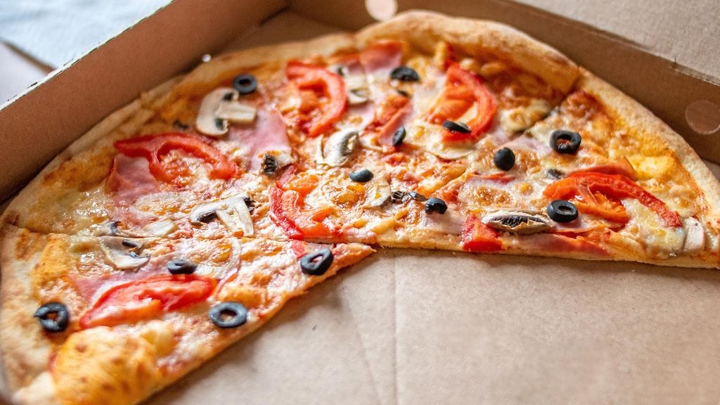 pizza, pizzalaatikko (1)