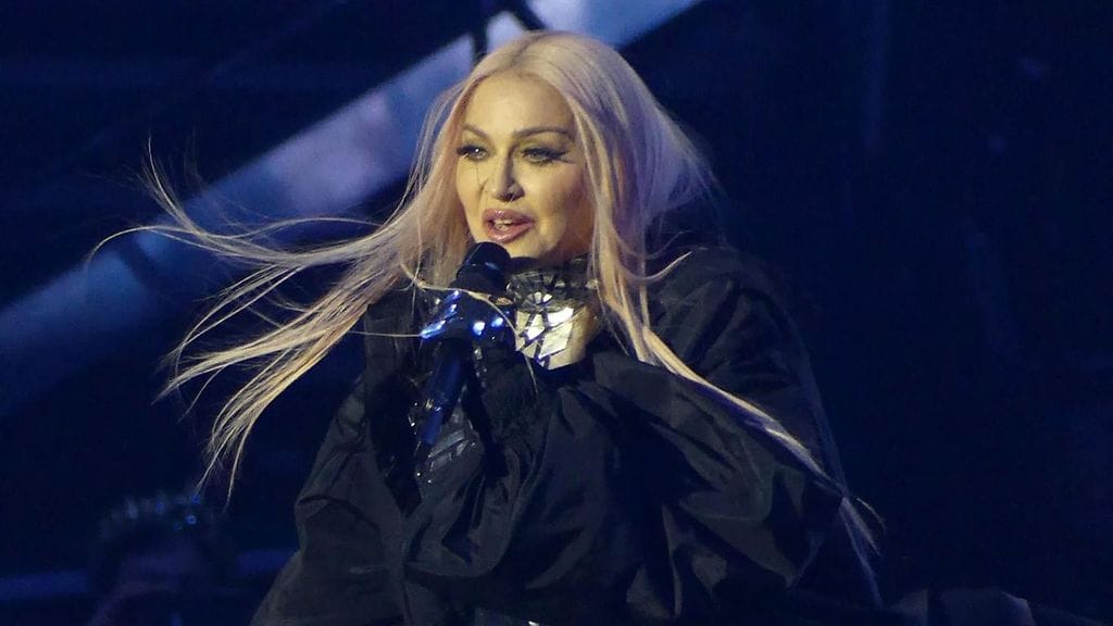 Madonnalla on tapana aloittaa konserttinsa myöhässä.