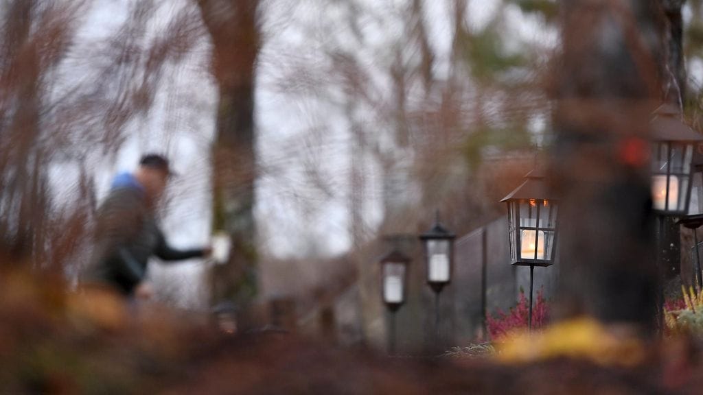 Hautausmailla käymisen vähentyminen johtuu osaltaan myös hautaustapojen muutoksesta.