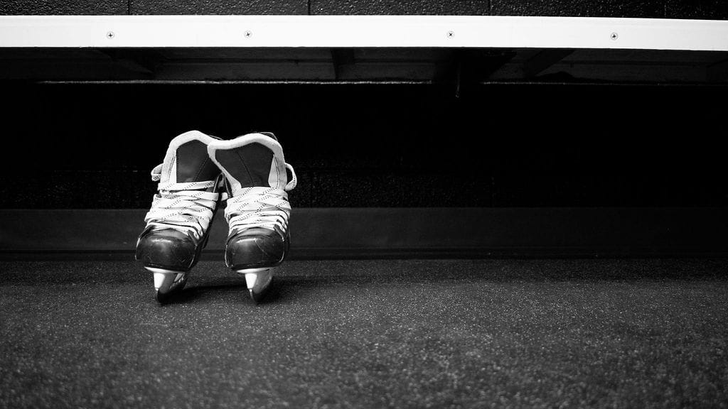 11-vuotias jääkiekkoilija on poissa.