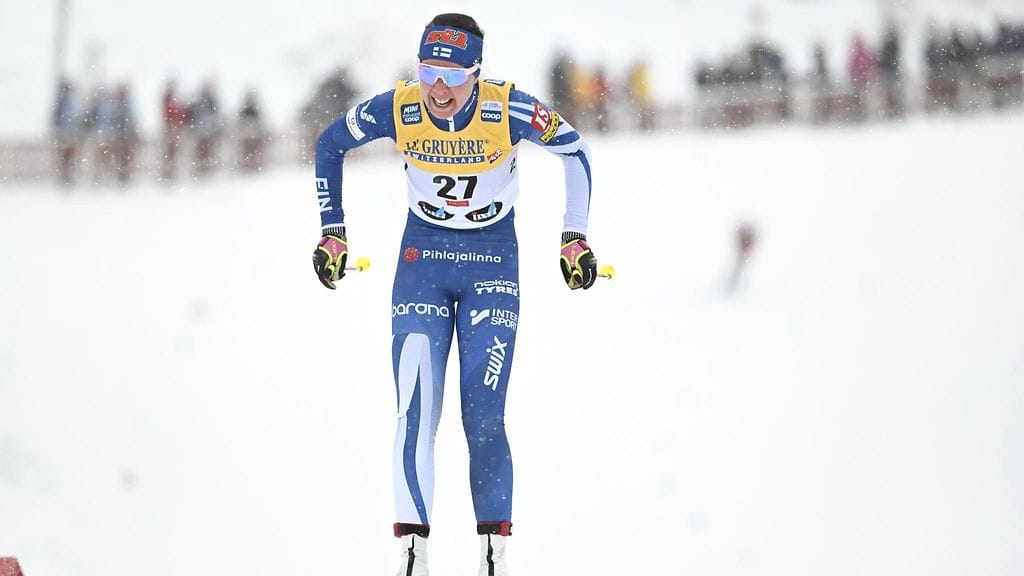 Kerttu Niskanen napsi sijoituksia kisan puolivälistä eteenpäin ja saavutti Trondheimin hiihtoviikonlopun parhaan suomalaissijan viidennellä tilallaan.