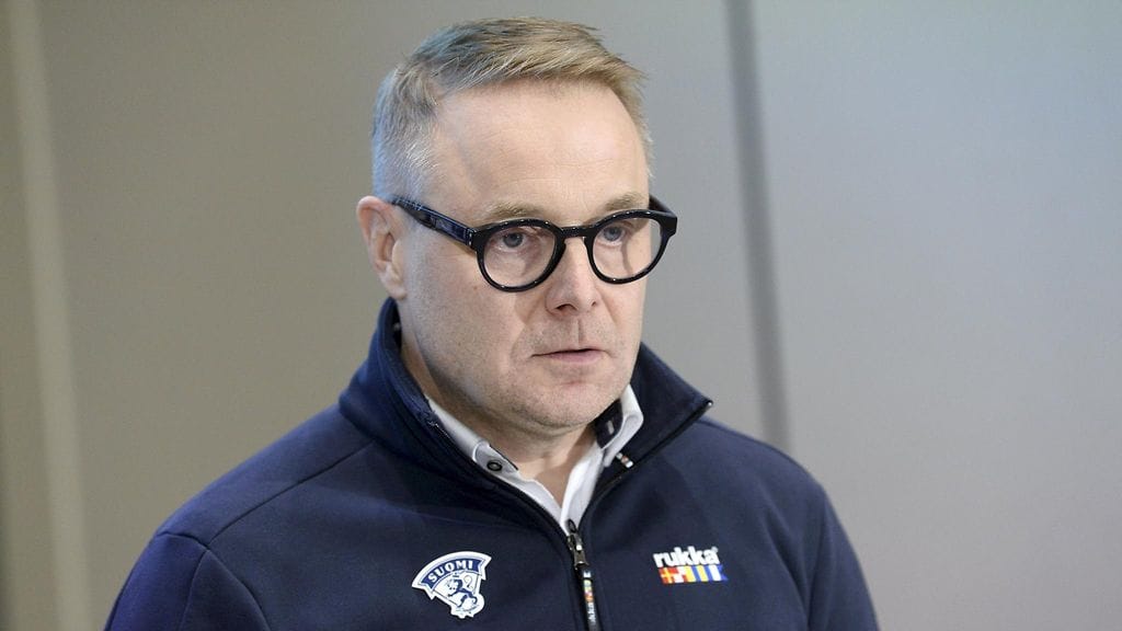 Päävalmentaja Juuso Toivola perkasi Naisleijonien turnauksen heikkoa antia.