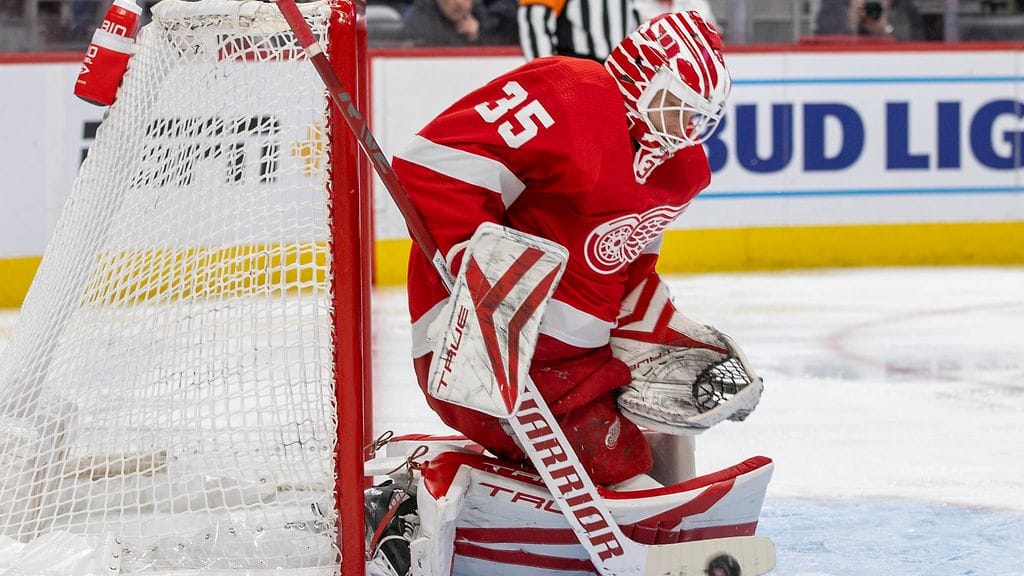 Ville Husso loukkaantui.