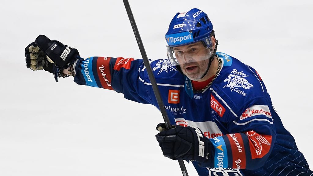 Jaromir Jagrin, 51, ura jatkuu.