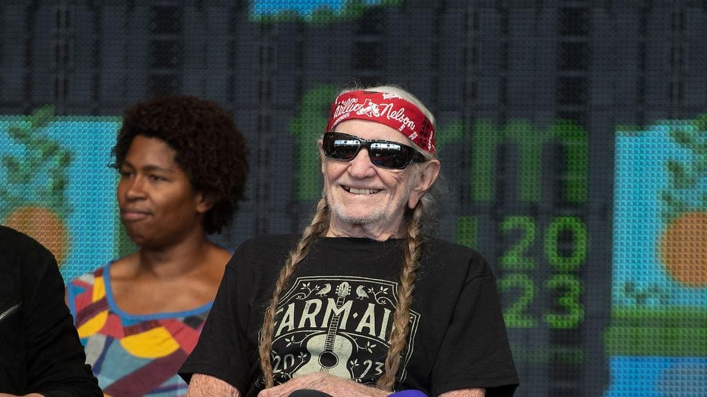 Willie Nelson kertaa rakkauselämäänsä uudessa dokumenttisarjassaan.