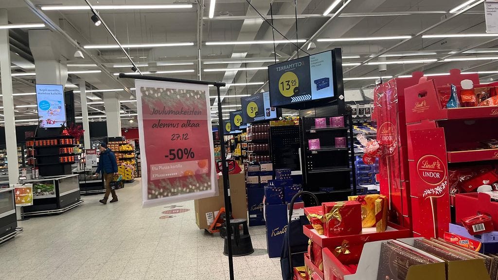 Alennusmyynnin kyltti cittari Easton