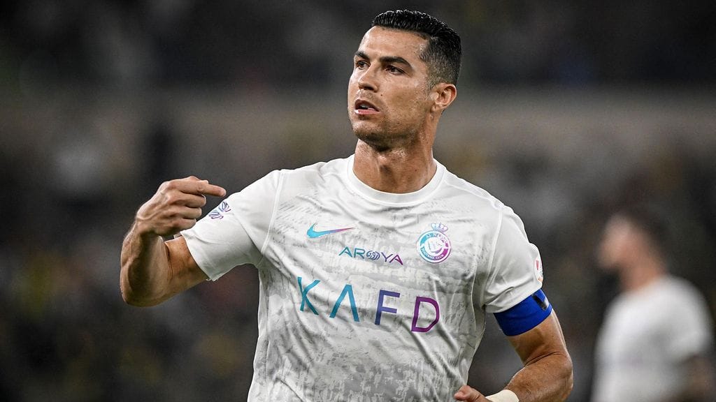 Cristiano Ronaldo on osunut tiuhaan tahtiin maalipuiden väliin myös Saudi-Arabiassa.