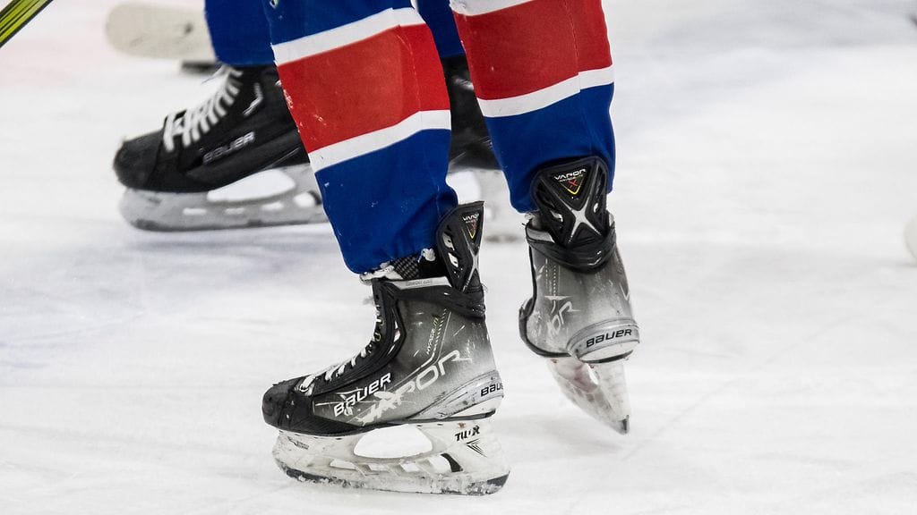 KeuPa HT:n ja KooVeen välinen ottelu on jouduttu siirtämään heikkokuntoisen jään vuoksi.