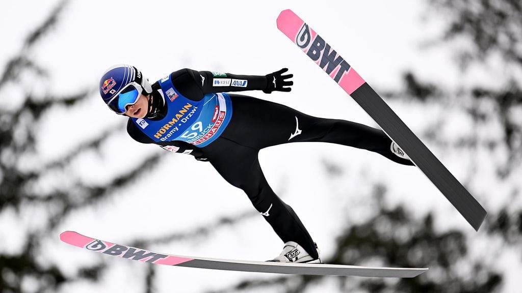 Ryoyu Kobayashi Innsbruckin mäessä.