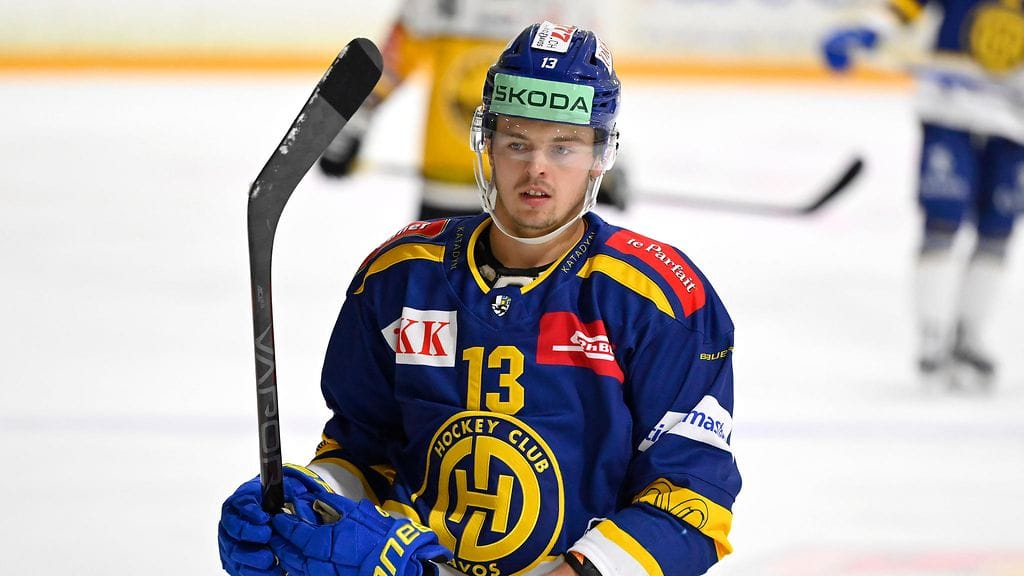 Aleksi Peltonen jatkaa pelaamista Sveitsissä, mutta seura vaihtuu.