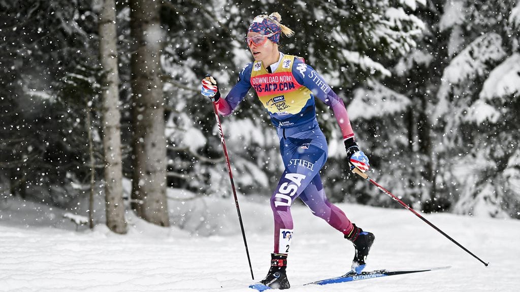 Jessie Diggins hiihti kolmanneksi torstain 20 kilometrin takaa-ajokisassa.