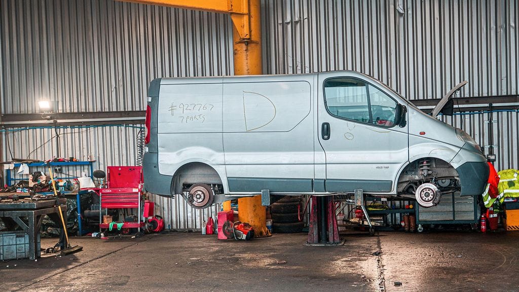 Romutuspalkkiohakemuksen voi jättää Liikenne- ja viestintävirasto Traficomille 1.1.2026 alkaen.