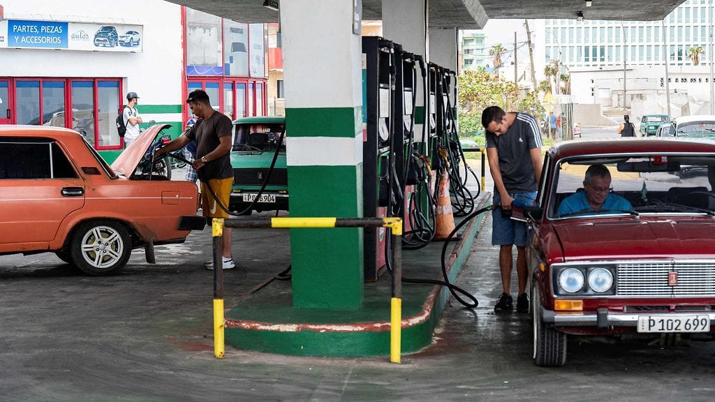 Kuubassa bensan hinta on nousemassa peräti 500 prosentilla helmikuun alussa.