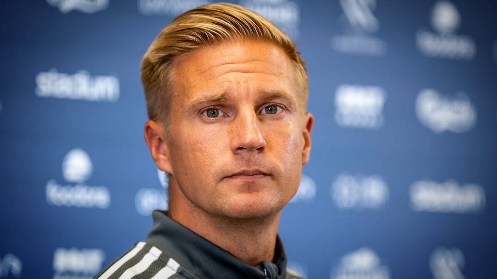 HJK pelaa ensi kaudella päävalmentaja Ossi Virran alaisuudessa. Aiemmin päävalmentajaksi nimitetty Ferran Sibila vastaa HJK:n tiedotteen mukaan pelillisen prosessin kehittämisestä.