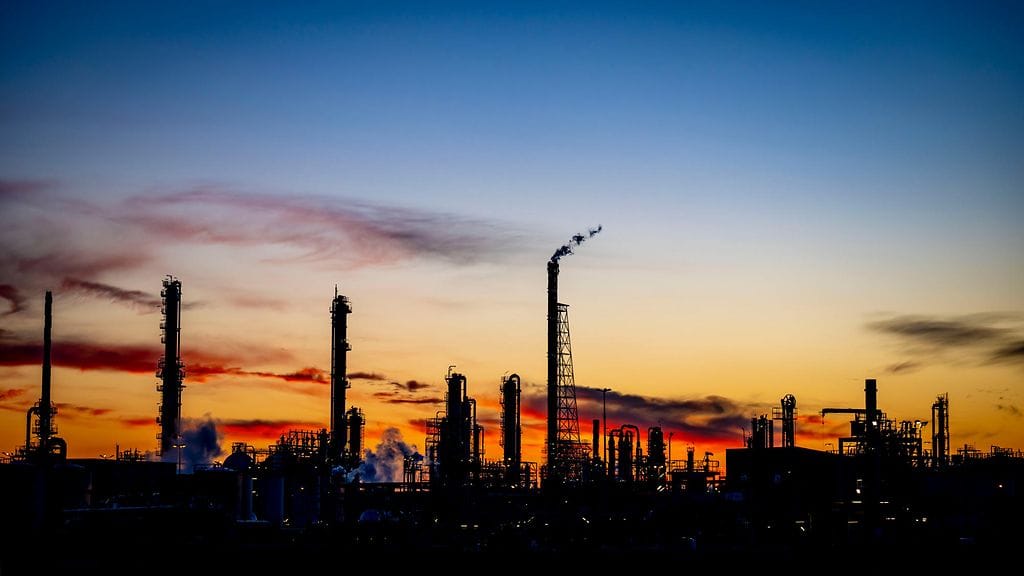 IEA ilmoittaa jäsenmaiden vapauttavan markkinoille 400 miljoonaa barrelia öljyvarannoista