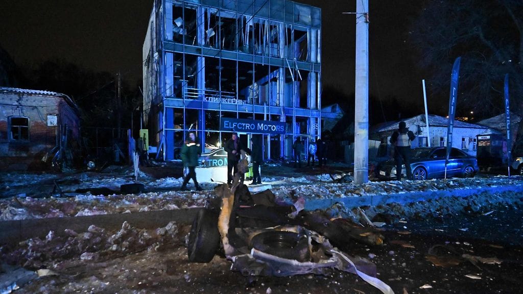 Tämä kuva on Venäjän Harkovaan 11. tammikuuta tekemän iskun tuhoista.