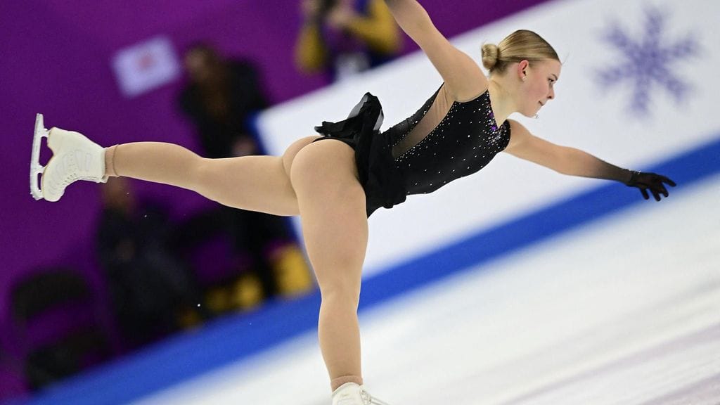 Nella Pelkonen oli lyhytohjelman jälkeen hienoissa asemissa, mutta vapaaohjelma ei sujunut yhtä hyvin.