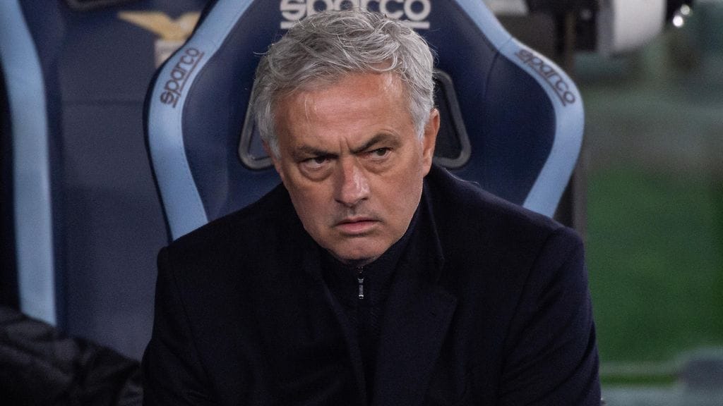 Jose Mourinho valmensi AS Romaa kolmatta kauttaan.