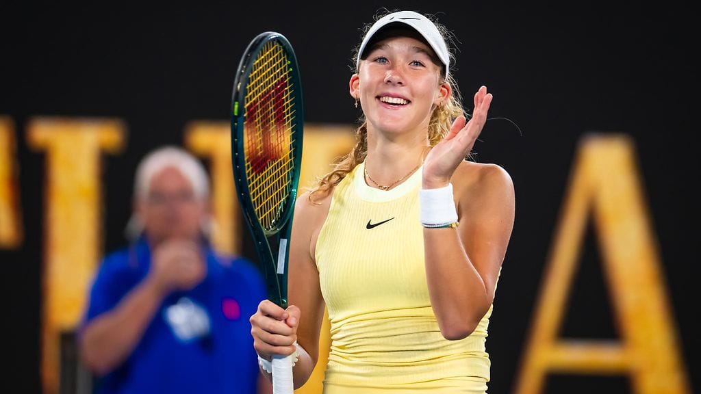 Mirra Andreeva teki huiman tennistempun Australian avoimissa keskiviikkona.