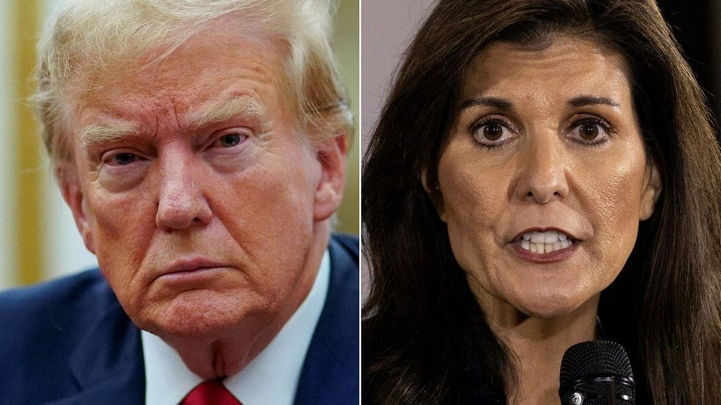 Nikki Haley (oik.) haastaa Donald Trumpin republikaanien presidenttiehdokaskisassa.