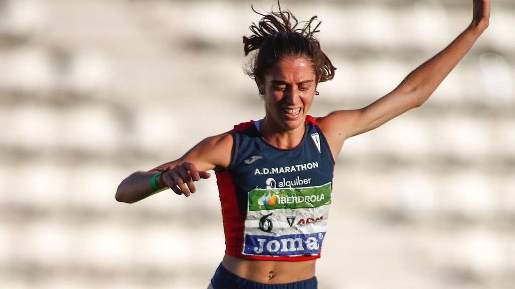 Alba Cebrián on poissa.