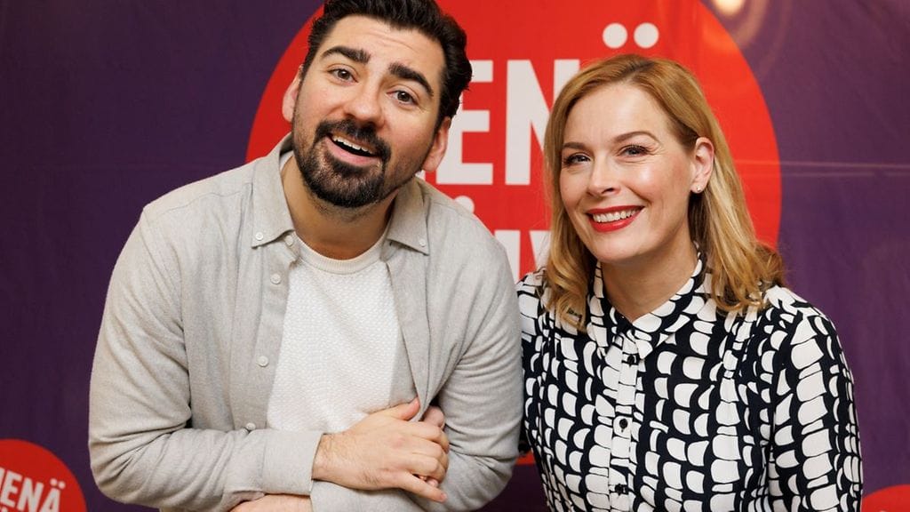 Viime vuonna Nenäpäivä-lähetyksen juonsivat Constantinos “Gogi” Mavromichalis ja Piia Pasanen.