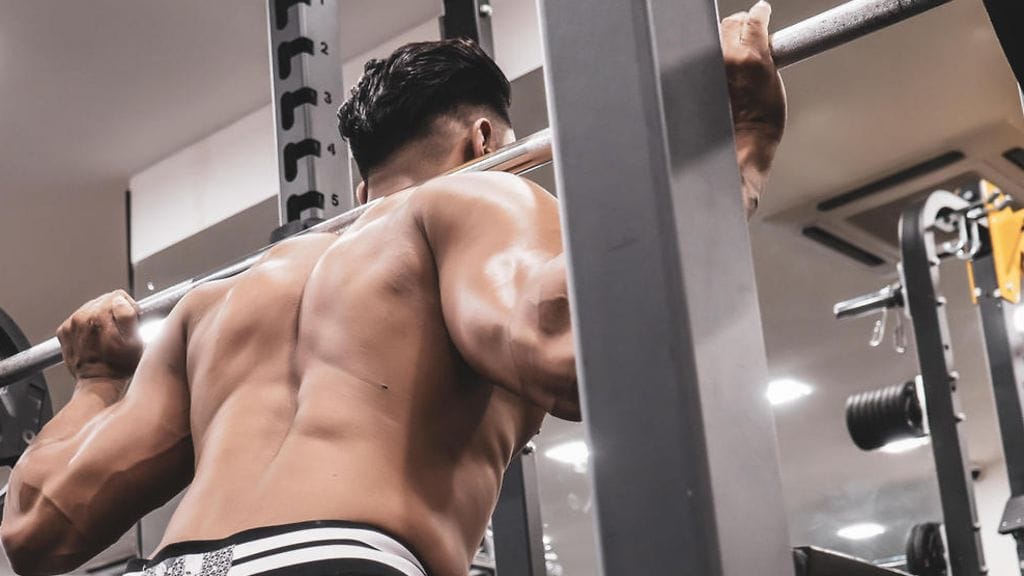 Lämmittelyä ei kannata kuntosalilla laiminlyödä. Kuvituskuva.