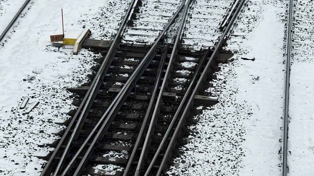 Junaliikennettä Helsingin Pasilan kohdalla 29. tammikuuta 2021.