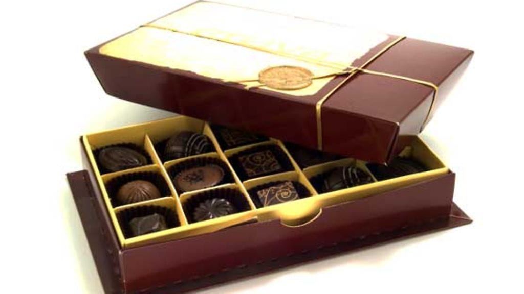 Suklaa lääkitsee yskää?