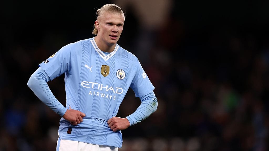 Erling Haaland palasi pelikentille keskiviikkona.