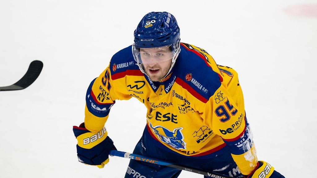 Oskars Batna vaihtaa Mikkelistä muualle.