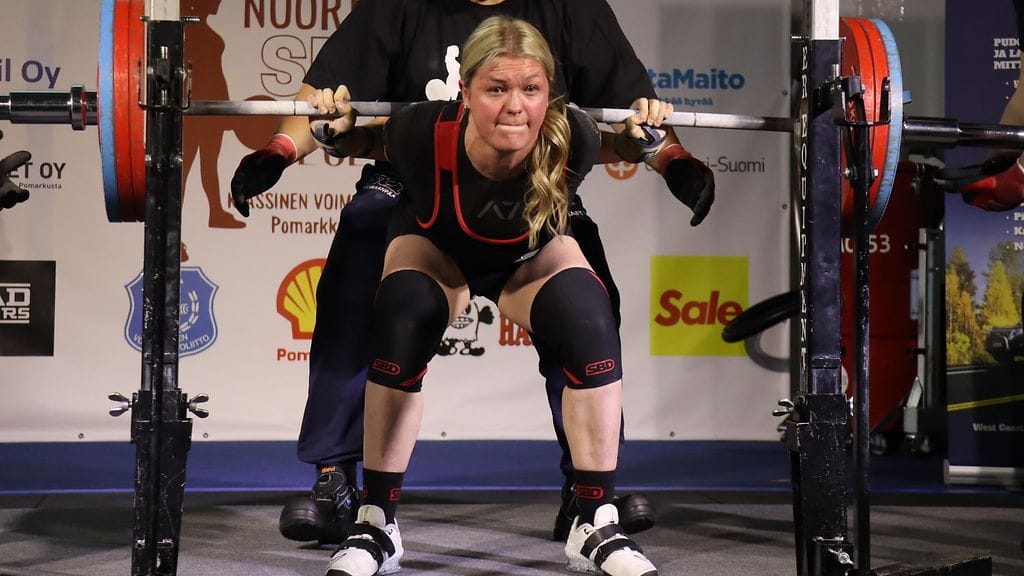 Juuli Kostian urakoi jälleen ennätystalkoissa.