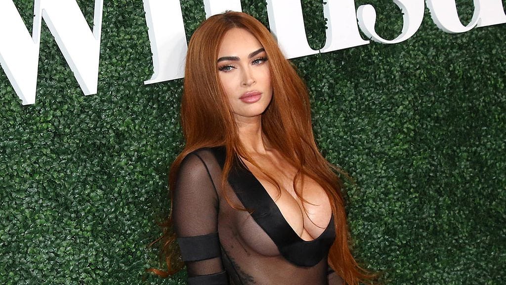 Näyttelijä Megan Fox esitteli uuden tyylinsä.