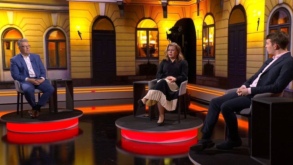 Uuden Suomen päätoimittaja Jenni Tamminen, Talouselämän päätoimittaja Jussi Kärki ja MTV Uutisten politiikan toimittaja Alec Neihum arvoivat tentin sisältöä ja ehdokkaiden onnistumista toimittaja Ivan Puopolon johdolla.