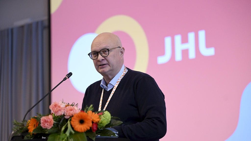 Håkan Ekström valittiin Julkisten ja hyvinvointialojen liitto JHL:n uudeksi puheenjohtajaksi ylimääräisessä edustajiston kokouksessa torstaina.