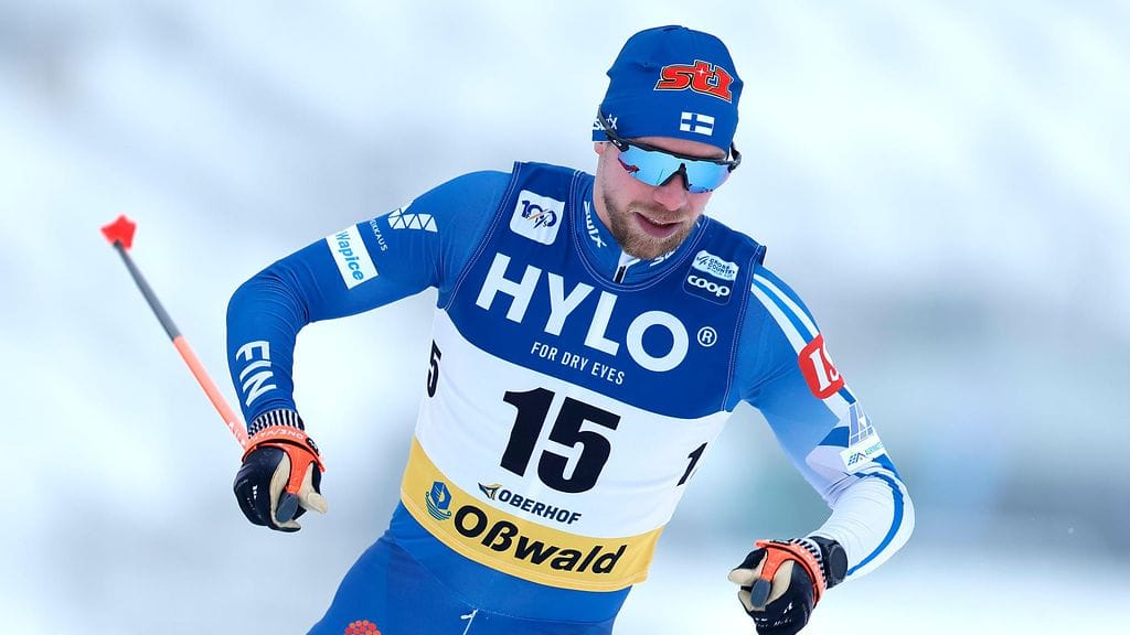 Joni Mäki sähläsi jatkopaikan sprintin alkuerissä.