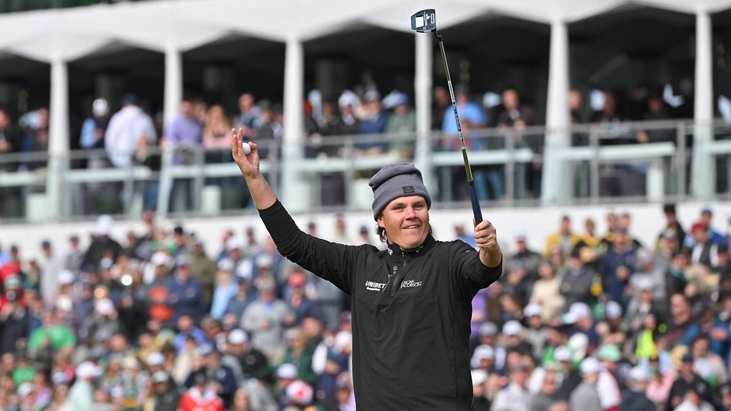 PGA-kiertueen Phoenix Open -turnaus tunnetaan riehakkaasta yleisöstään. Sami Välimäki villitsi katsojia päätöskierroksella.