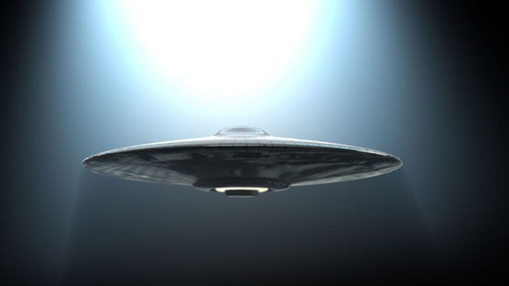 Ufotutkijan mukaan Pudasjärvellä ammuskeltiin ufoja vuonna 1971. Kuvituskuva.