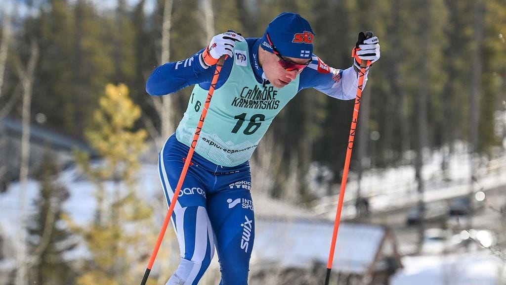 Lauri Vuorinen hiihti kolmanneksi Canmoren sprinttikarsinnassa.