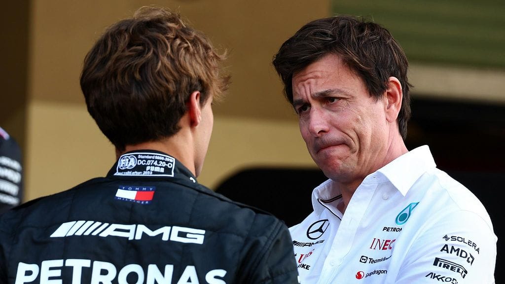 Toto Wolff yrittää palautta Mercedeksen huipulle.