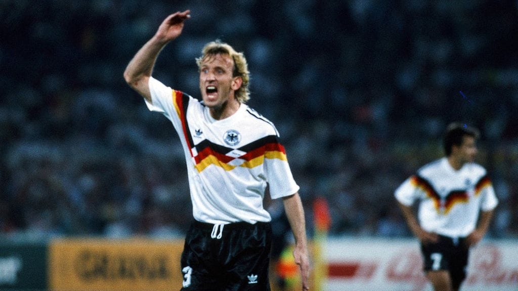 Andreas Brehme vuoden 1990 MM-finaalissa Roomassa.