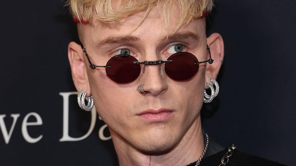 Machine Gun Kelly päätti tehdä omalaatuisen syötön.
