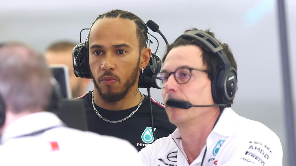 Lewis Hamiltonin ja Toto Wolffin välinen keskustelu näytetään uudella Drive To Survive -tuotantokaudella.