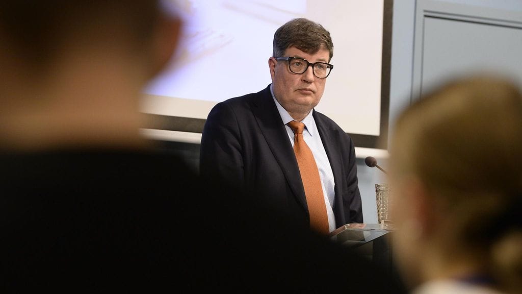 Työministeri odottaa, että SAK:sta ollaan hallitukseen yhteydessä.