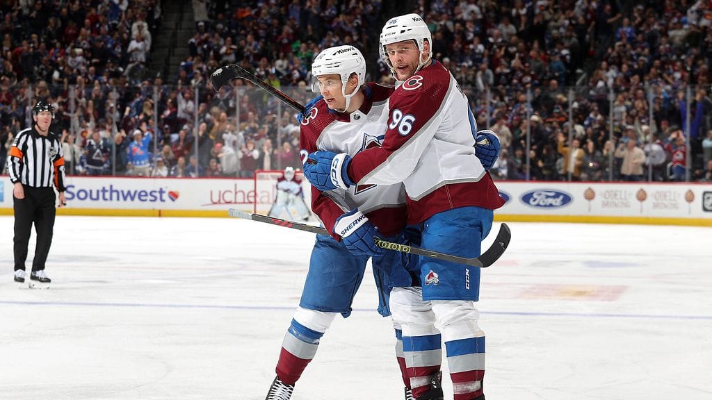 Artturi Lehkonen ja Mikko Rantanen kerryttivät pistetilejään, mutta Toronto nappasi voiton.