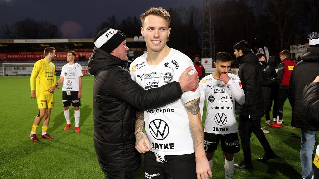 Kaudella 2022 Hakassa Teemu Tainion alaisuudessa loistanut Lee Erwin ei pääse siirtymään HJK:n riveihin ennen kauden alkua.