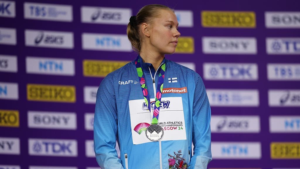 Saga Vannisesta tuli kautta aikojen toinen suomalaisurheilija, joka voittaa MM-hallikisoissa mitalin.